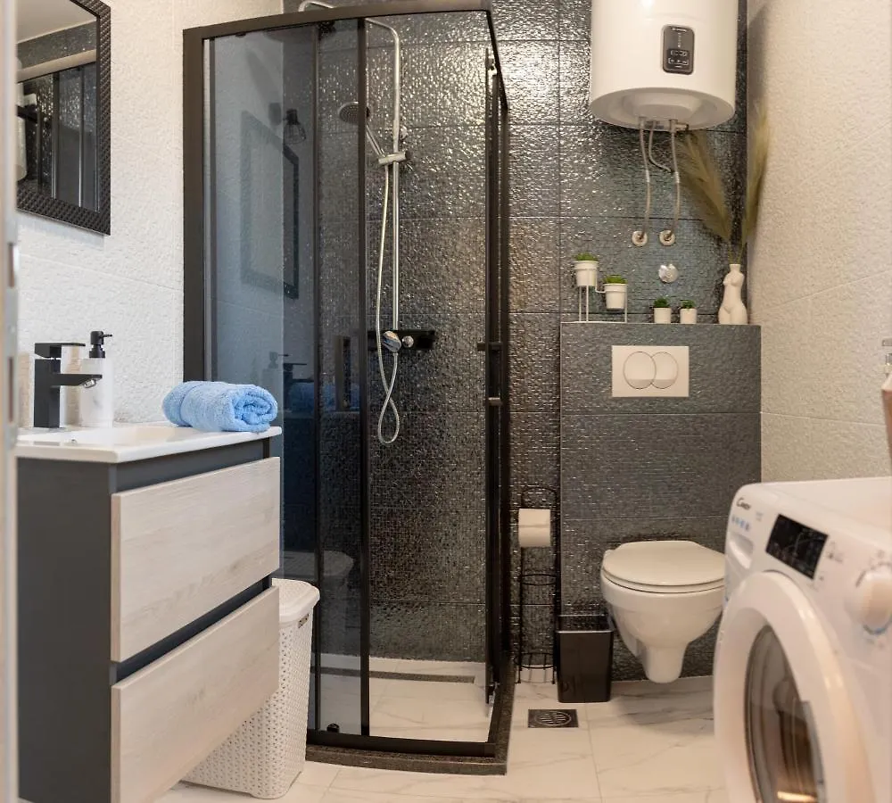 Sangalo Apartment Τρογκίρ
